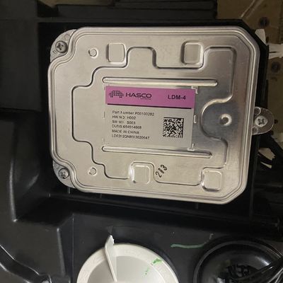 Состояние фар для 2018 года с высокой конфигурацией Осень ROEWE RX5 OE 10634460