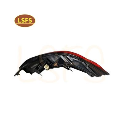 MG6 Левый задний фонарь для 6 хэтчбеков MG6 OE 10692829