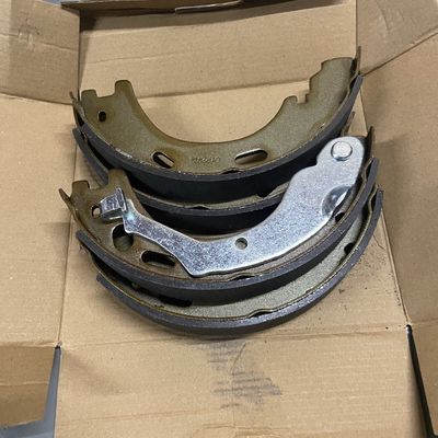 SAIC Maxus T60 Pickup Hand Brake Pads OE C00089219 C00089218 на 2016 год на рынке конкуренции