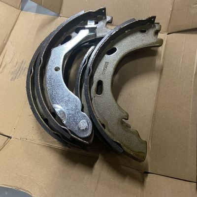 SAIC Maxus T60 Pickup Hand Brake Pads OE C00089219 C00089218 на 2016 год на рынке конкуренции